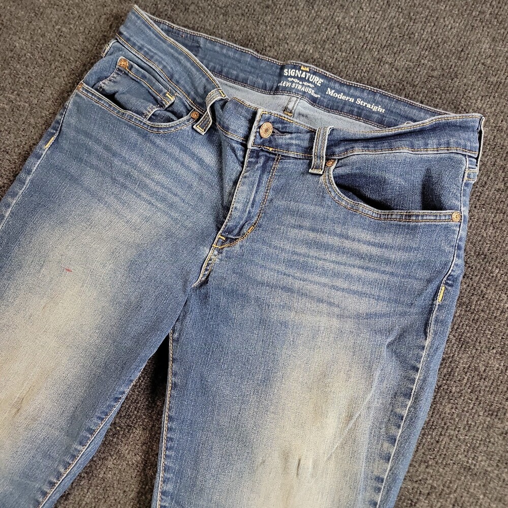 Levi Strauss Signature Mid-Rise Straight Jeans Women’s 14M W32 L30 Blue